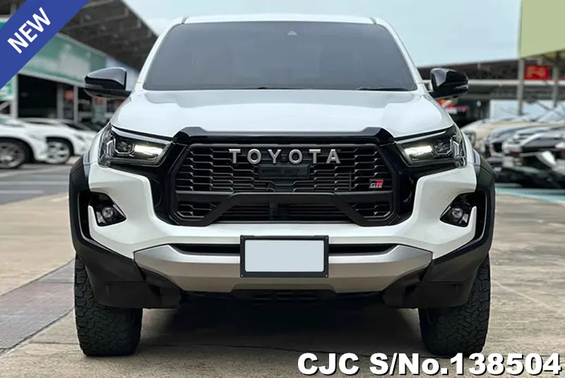 Toyota Hilux in White for Sale Image 4