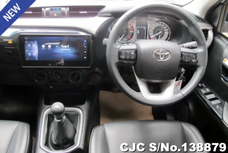 Toyota Hilux in White for Sale Image 6
